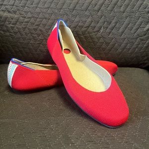 Casual, attractive comfortable shoes .